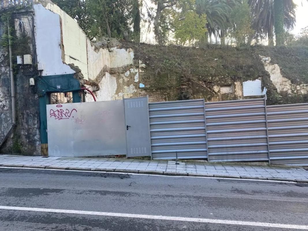 Terreno en venta en Betanzos, A Coruña photo 4