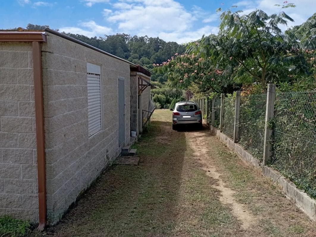Terreno en venta en Noia, A Coruña photo 4