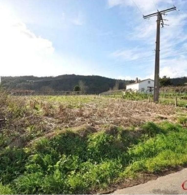 Terreno en venta en Outes, A Coruña photo 4