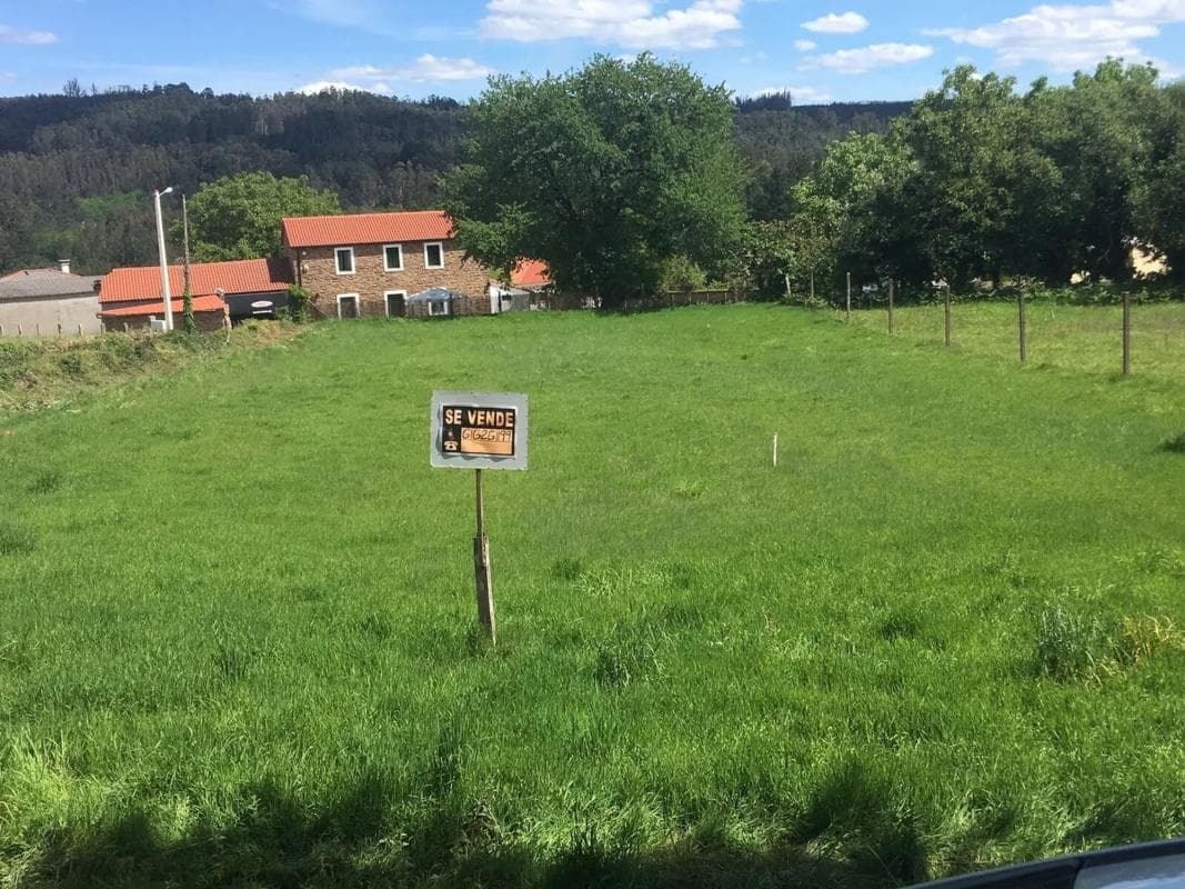Terreno en venta en O Pino, A Coruña photo 3