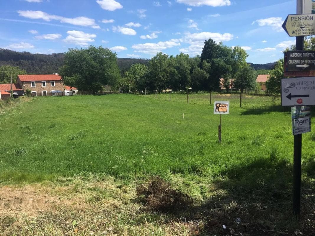 Terreno en venta en O Pino, A Coruña photo 4