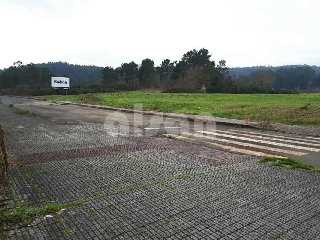Terreno en venta en Brion, A Coruña photo 4