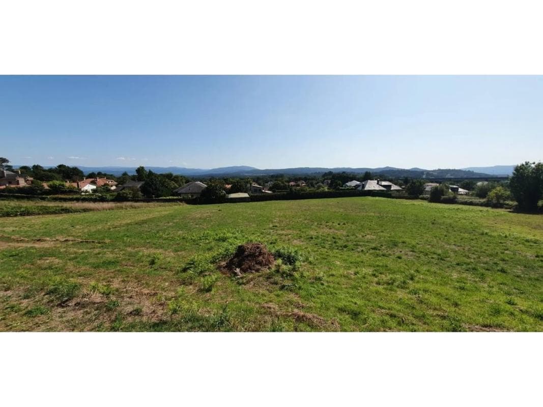 Terreno en venta en Teo, A Coruña photo 2