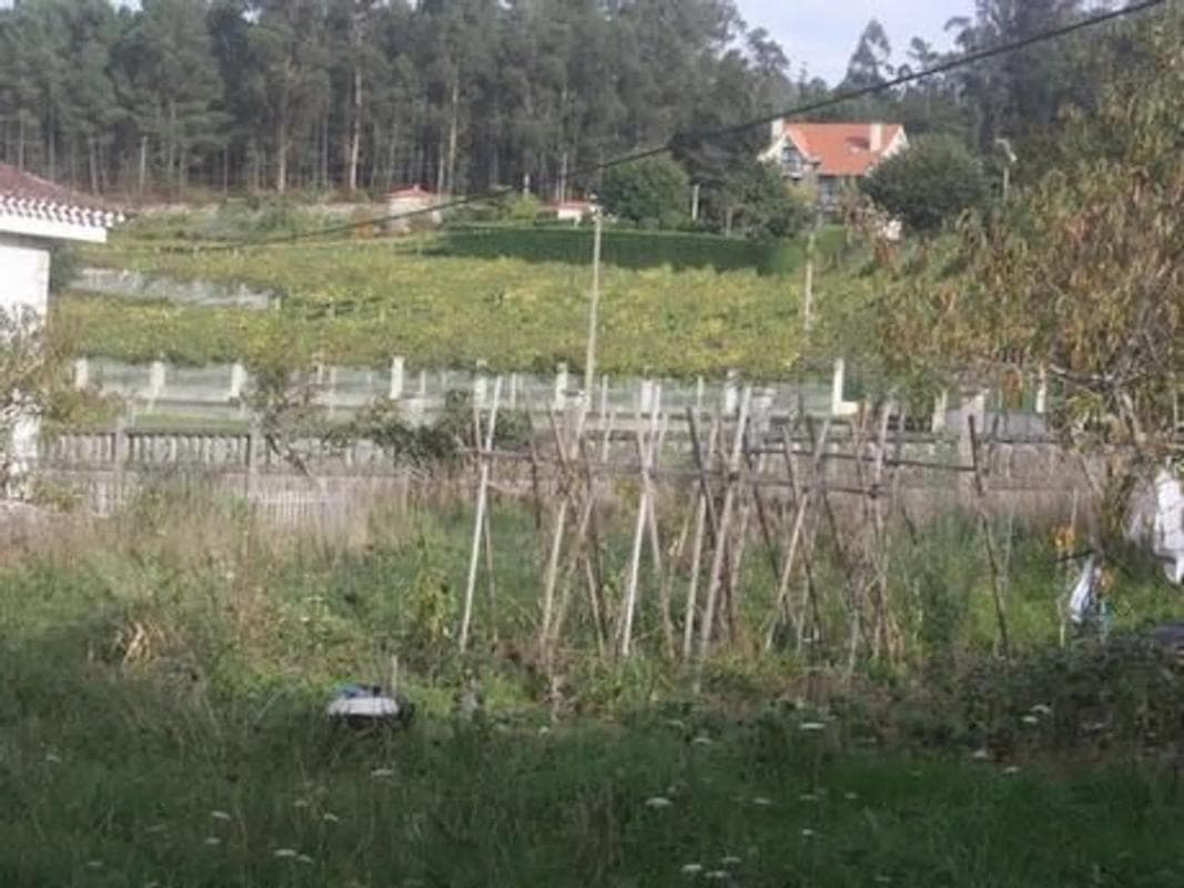 Terreno en venta en Vedra, A Coruña photo 2