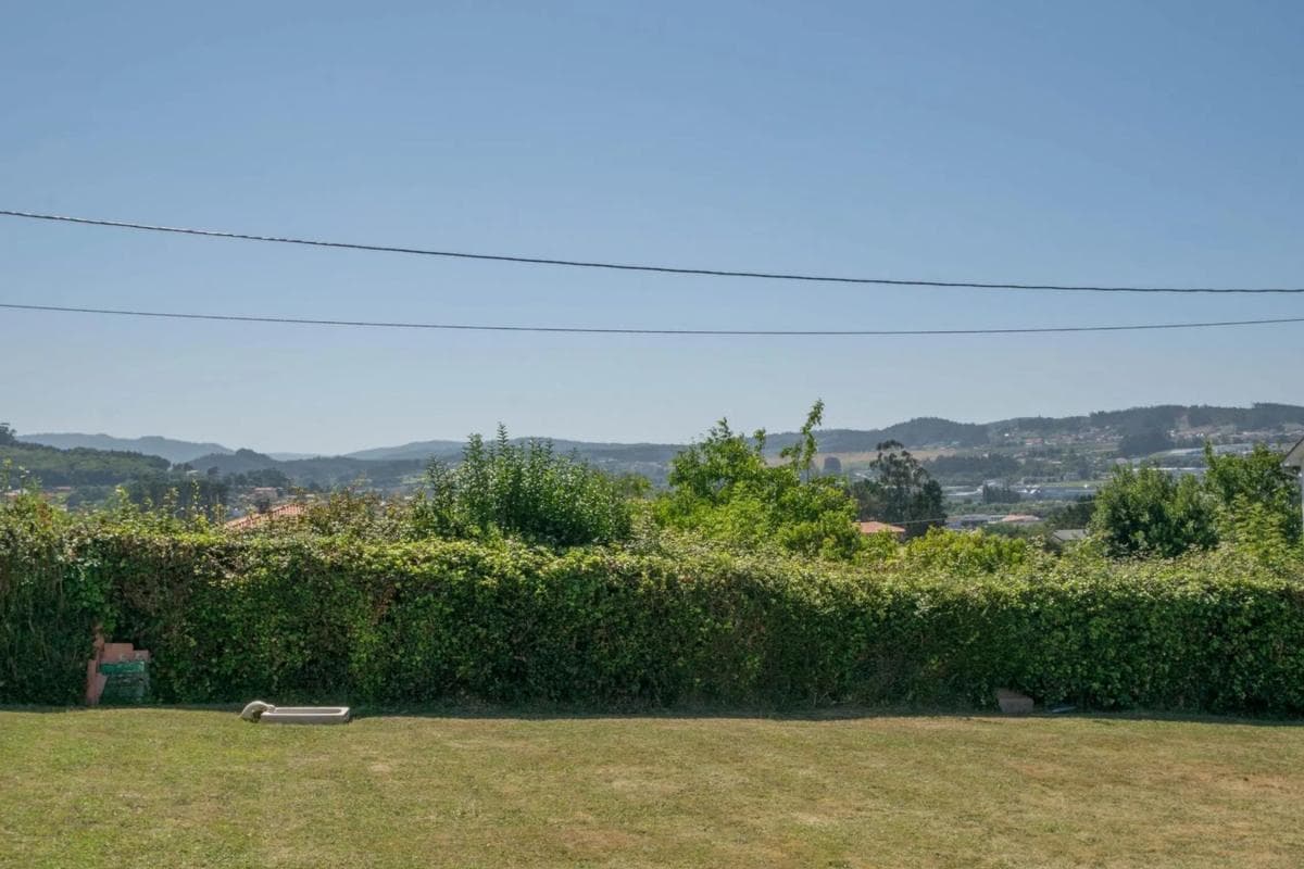 Terreno en venta en Cambre, A Coruña photo 4