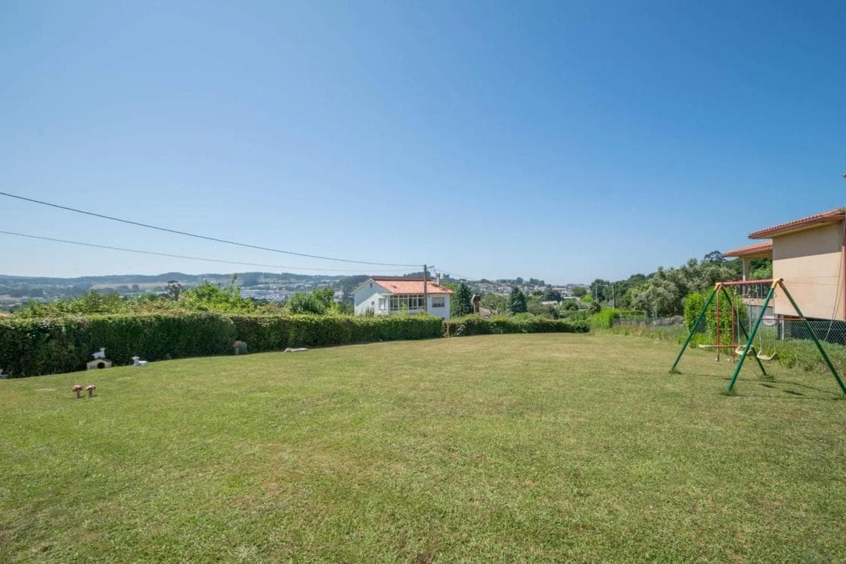 Terreno en venta en Cambre, A Coruña photo 5
