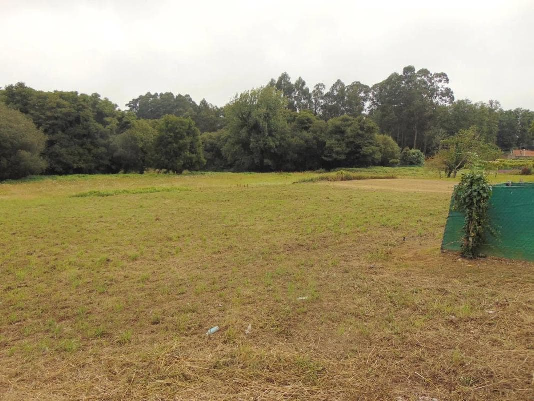 Terreno en venta en Bergondo, A Coruña photo 4
