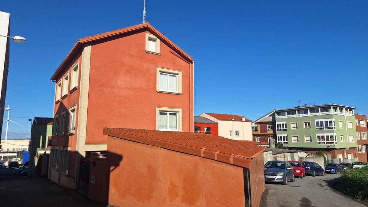 Terreno en venta en Arteixo, A Coruña photo 3
