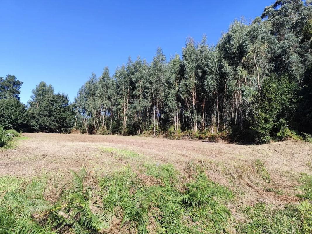 Terreno en venta en Cambre, A Coruña photo 2