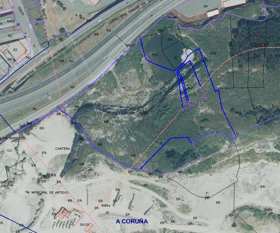 Участок земли на продажу в А Coruña, Ла-Коруня plan 1
