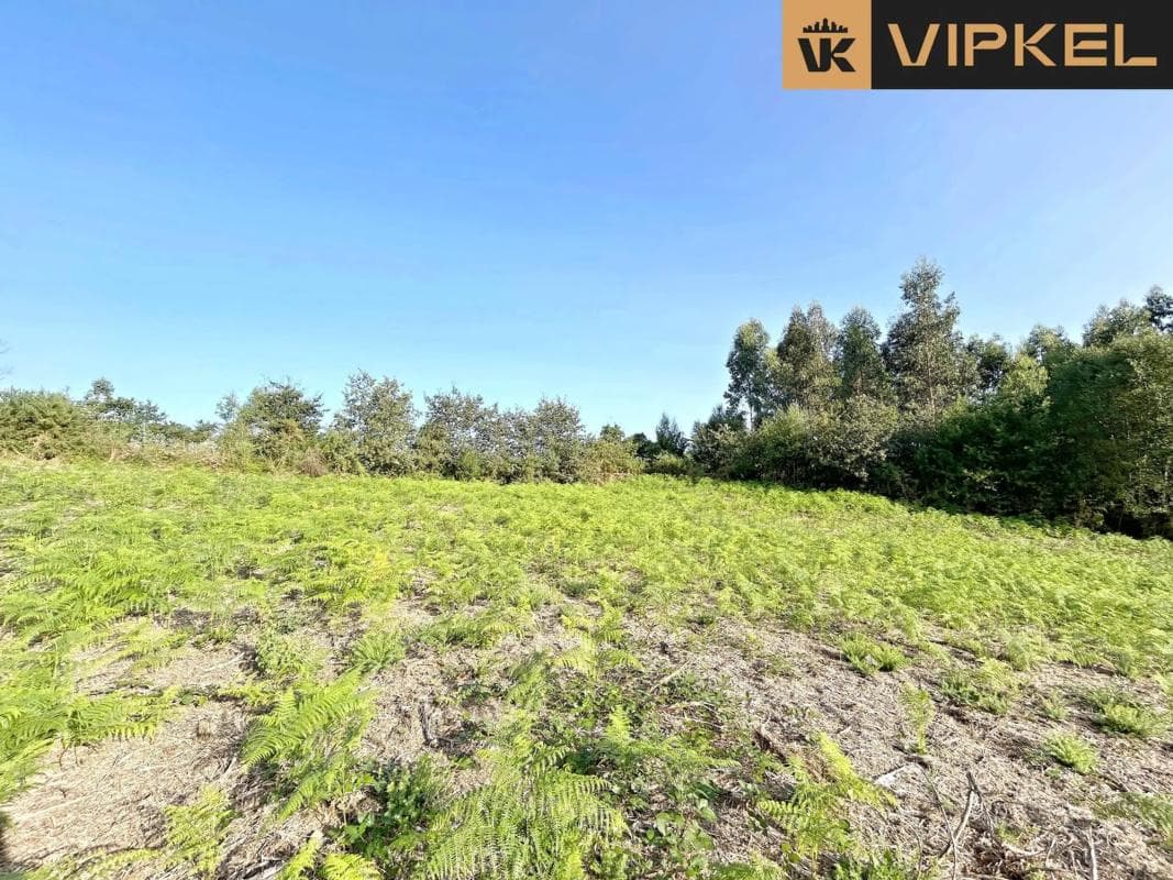 Terreno en venta en Cambre, A Coruña photo 4