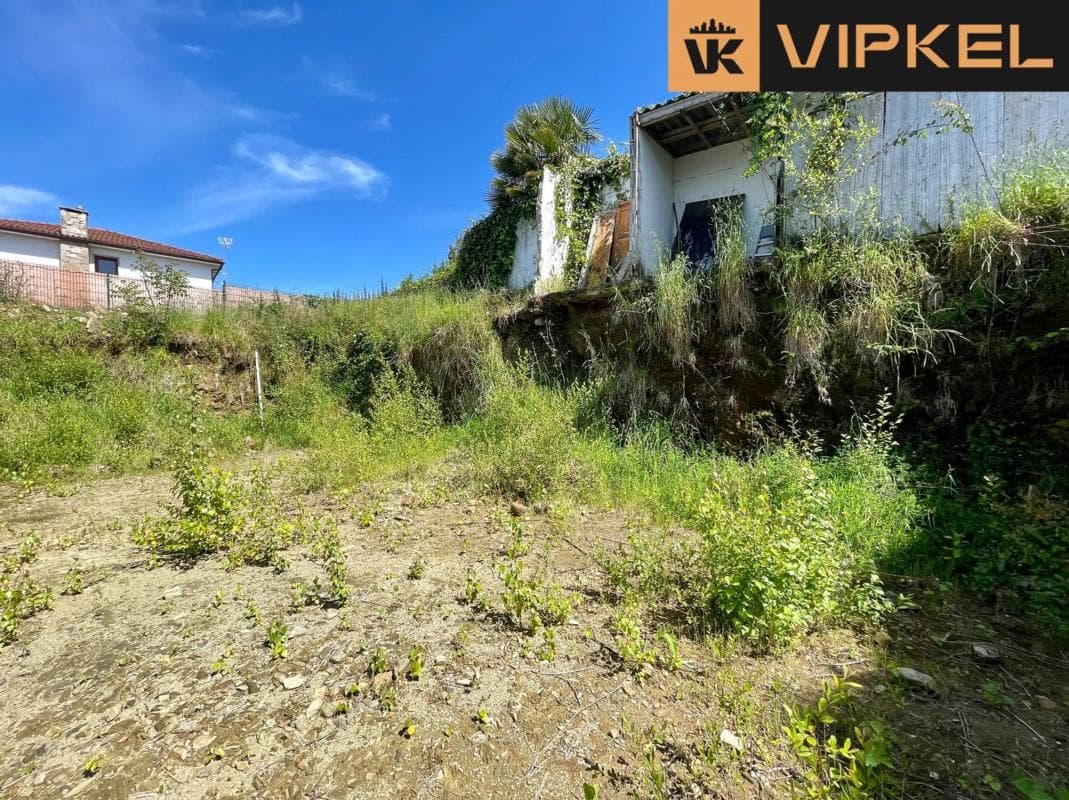 Terreno en venta en Bergondo, A Coruña photo 5