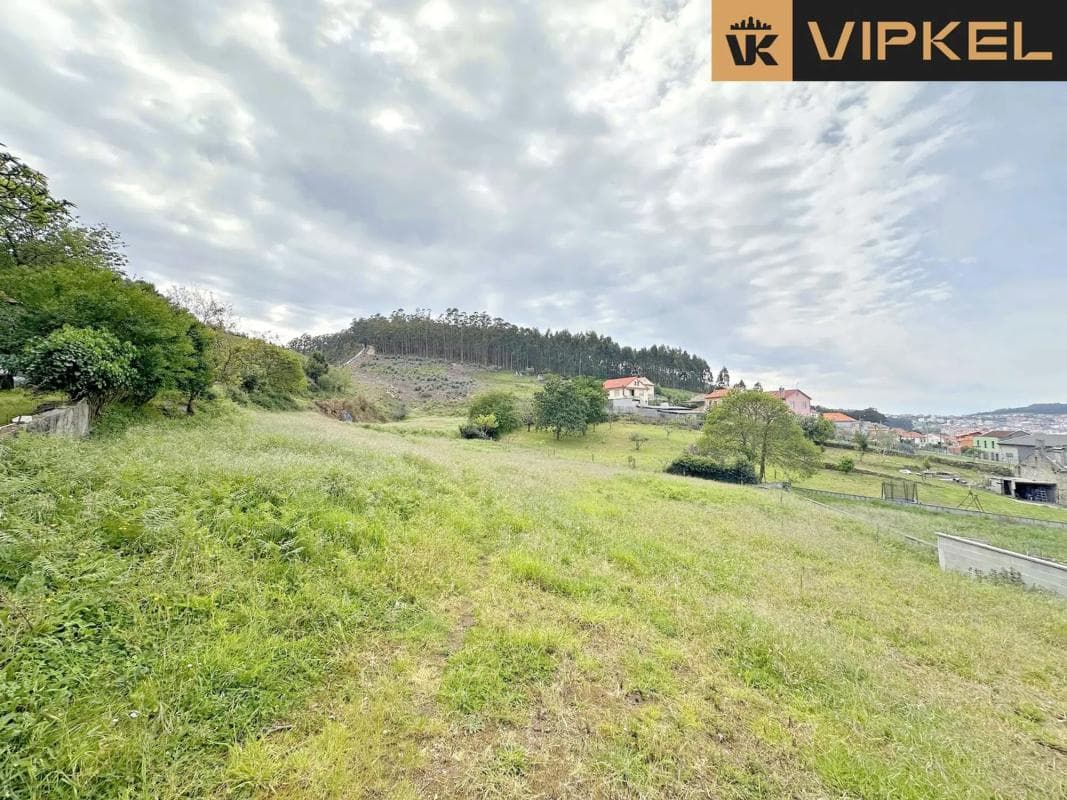 Terreno en venta en Arteixo, A Coruña photo 2