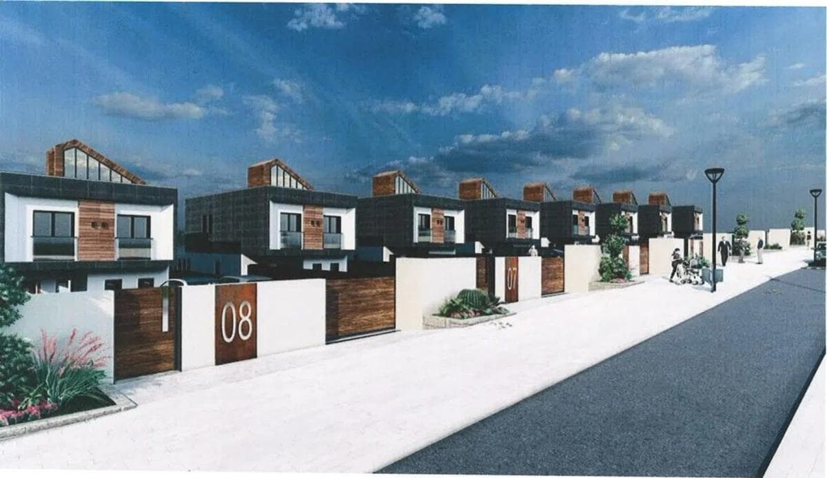 Terreno en venta en Oleiros, A Coruña photo 2