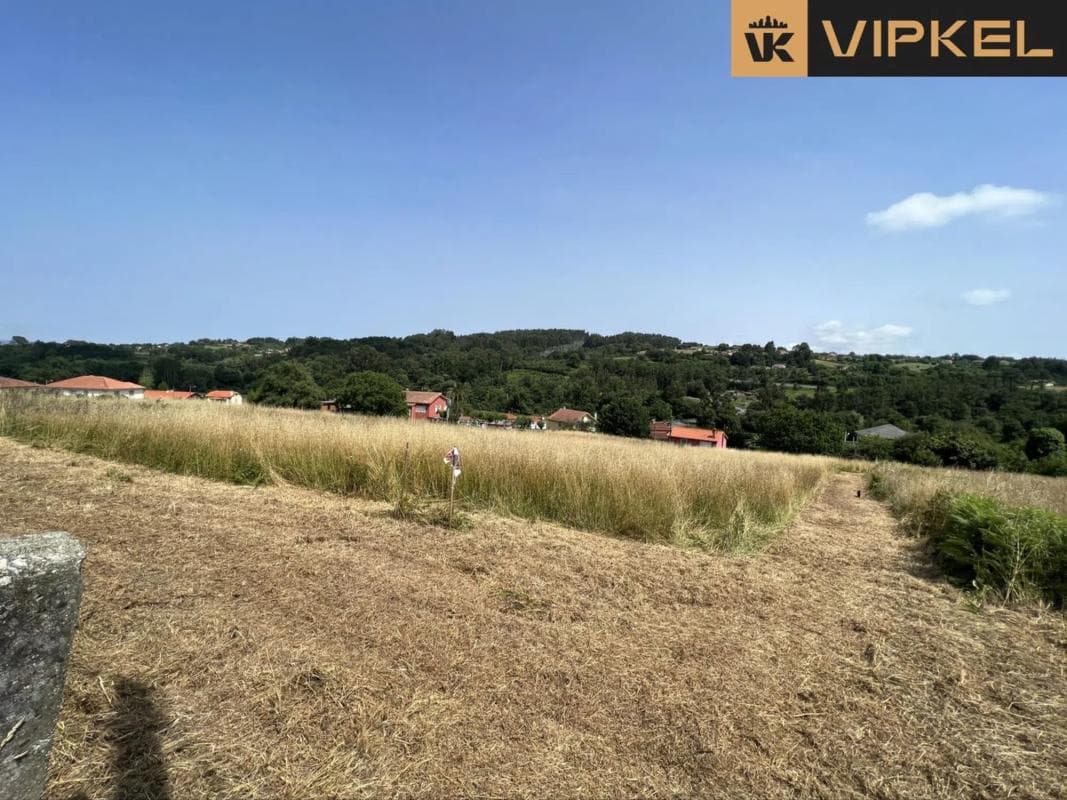 Terreno en venta en Cambre, A Coruña photo 4