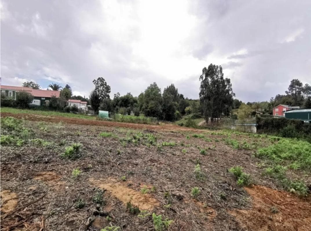 Terreno en venta en Bergondo, A Coruña photo 2