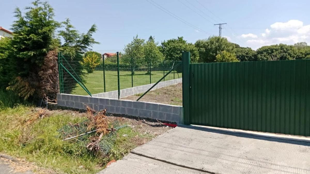 Terreno en venta en Mugardos, A Coruña photo 5