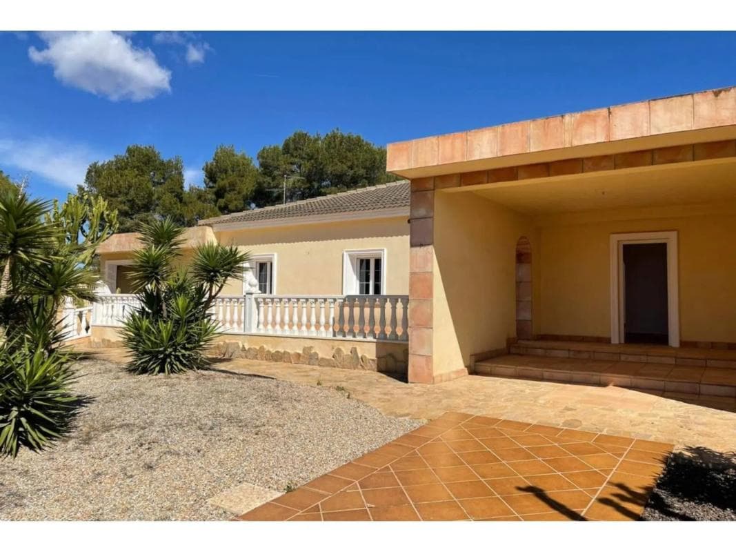 Propiedades en venta y alquiler en España photo 5