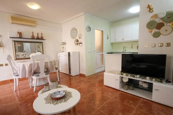 Chalet pareado en calle Cádiz s/n thumbnail 1