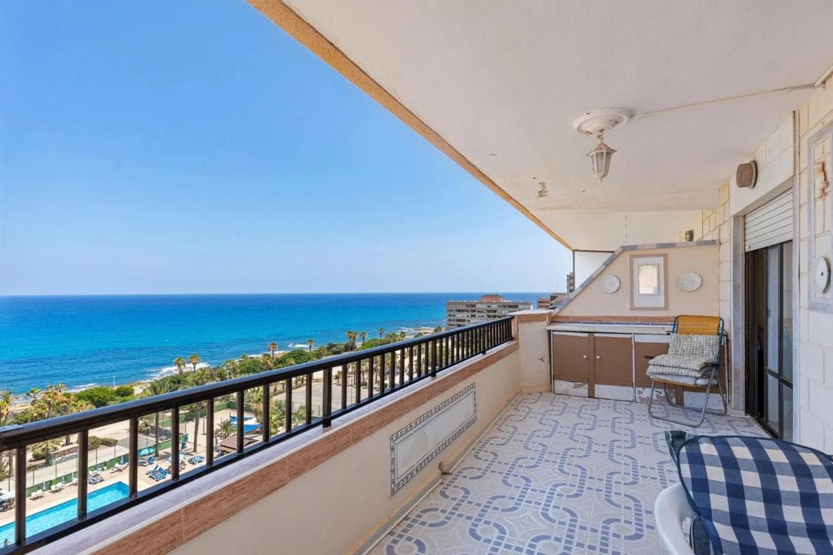 Sale of apartment in Paseo de la Brisa, Torrevieja
photo 3