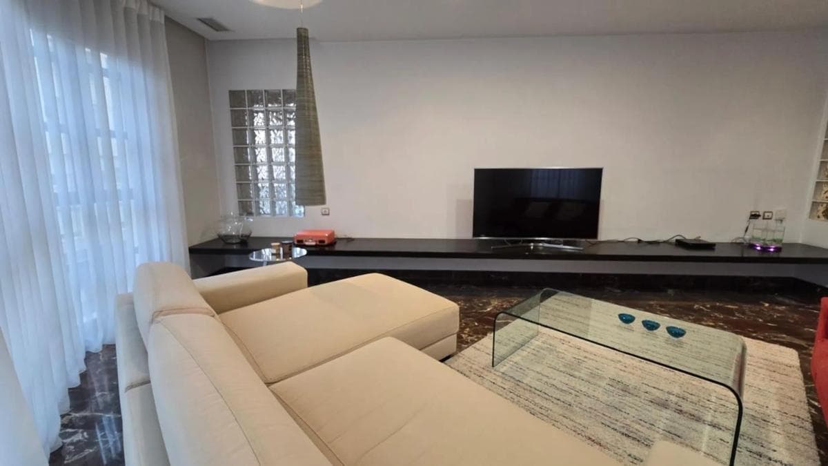 Venta de piso en Calle Poeta Miguel Hernandez, Elche / Elx
photo 2