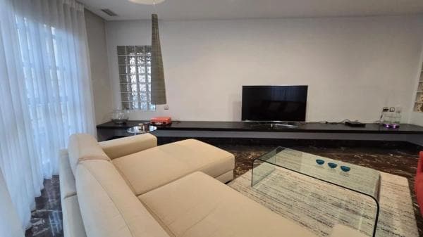 Piso en venta en Calle Poeta Miguel Hernandez, Elche / Elx
thumbnail 1