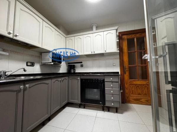Piso en venta en Barrio Plà del Bon Repòs-La Goteta, Alicante / Alacant
thumbnail 1