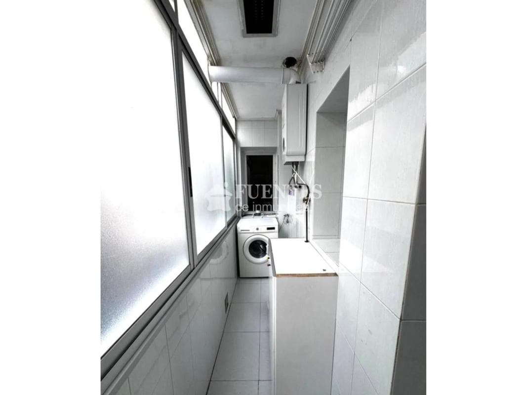 Venta de piso en Barrio Plà del Bon Repòs-La Goteta, Alicante / Alacant
photo 4