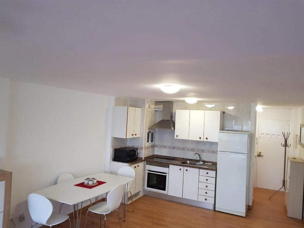Venta de piso en Avenida de Villajoyosa, Alicante / Alacant
photo 3