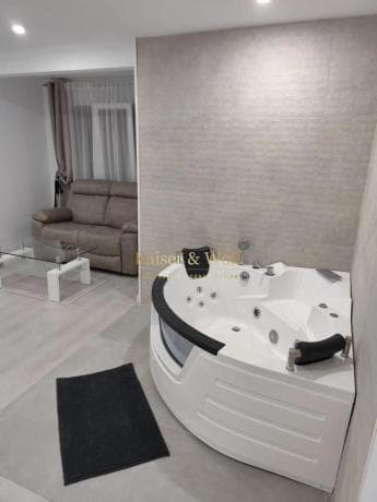 Piso en venta en Rambla de Méndez Núñez, Alicante / Alacant
thumbnail 1