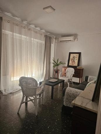 Piso en venta en Calle Pintor Cabrera, Alicante / Alacant
thumbnail 1
