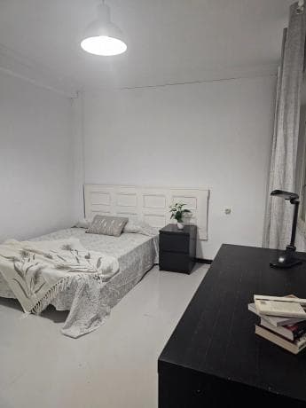 Piso en venta en Calle Pintor Cabrera, Alicante / Alacant
thumbnail 2