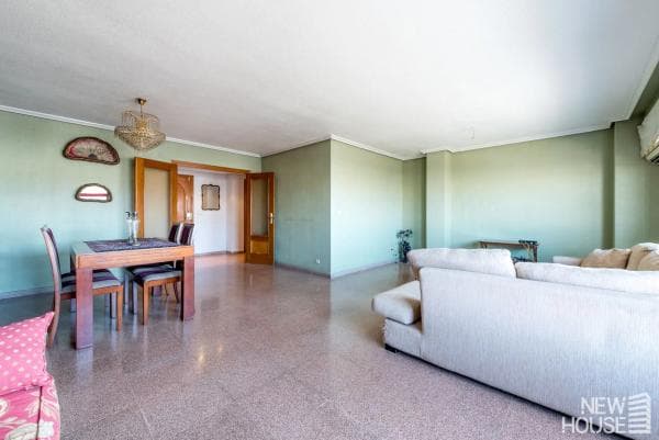 Piso en venta en Calle Bono Guarner, Alicante / Alacant
thumbnail 2