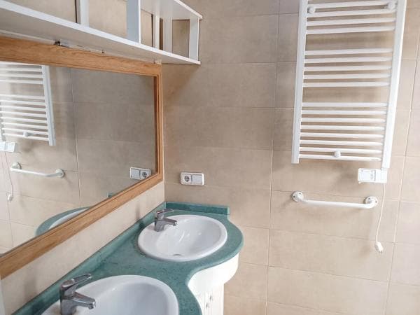 Chalet adosado en calle Sant Francesc, 43 thumbnail 1