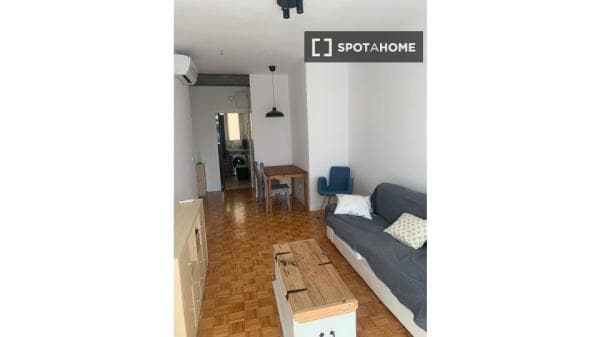 Apartment for rent in P.º de los Pontones , Madrid thumbnail 1
