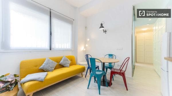 Piso en alquiler en C/ de Pere Patrici Mey , València photo 1