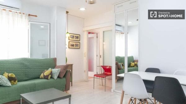 Apartment for rent in C. de las Dos Hermanas , Madrid photo 1