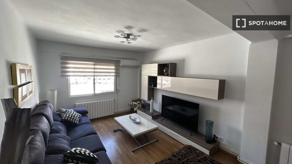 Недвижимость на продажу и в аренду в Испании photo 4