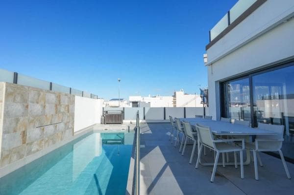 Chalet adosado thumbnail 2