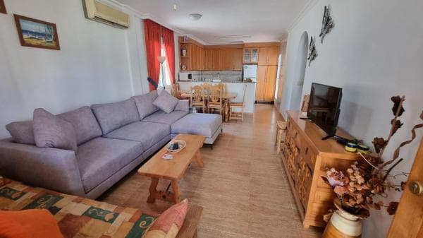 Chalet independiente en venta en Urbanizaciones, Guardamar del Segura
thumbnail 1