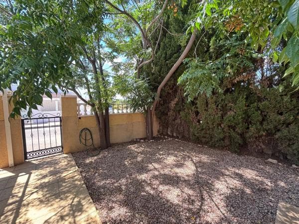 Chalet pareado en calle la Palomina s/n photo 1