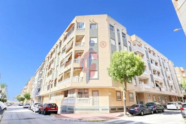 Apartment for sale in Calle Rubén Darío, 8, Guardamar del Segura thumbnail 1