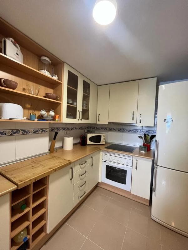 Venta de piso en Avenida del Puerto, 35, Guardamar del Segura
photo 2