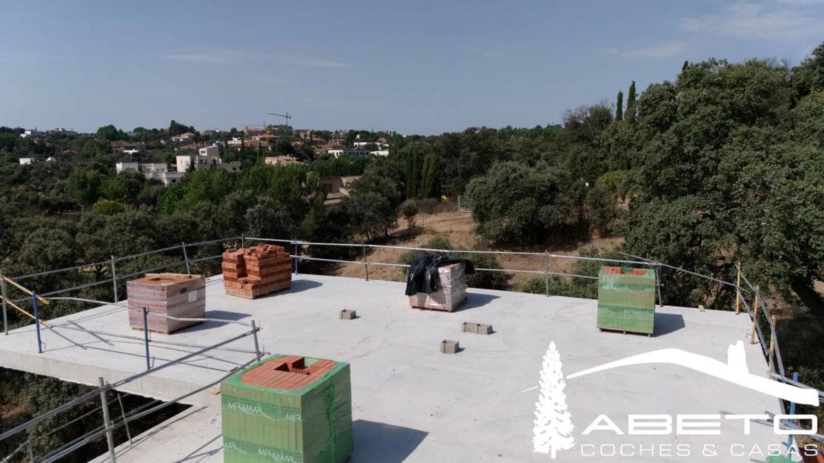 New construction Chalet independiente en Ciudalcampo in Ciudalcampo photo 5