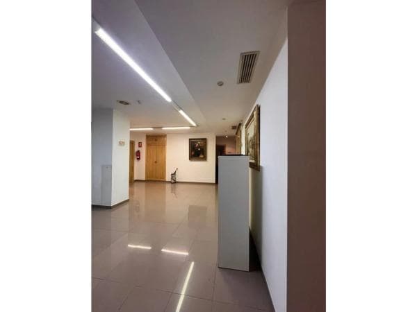 Piso en venta en Rambla de Méndez Núñez, Alicante / Alacant
thumbnail 1