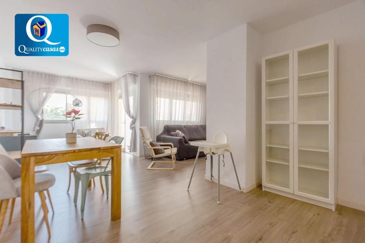 Venta de piso en Barrio Playa de San Juan, Alicante / Alacant
photo 2