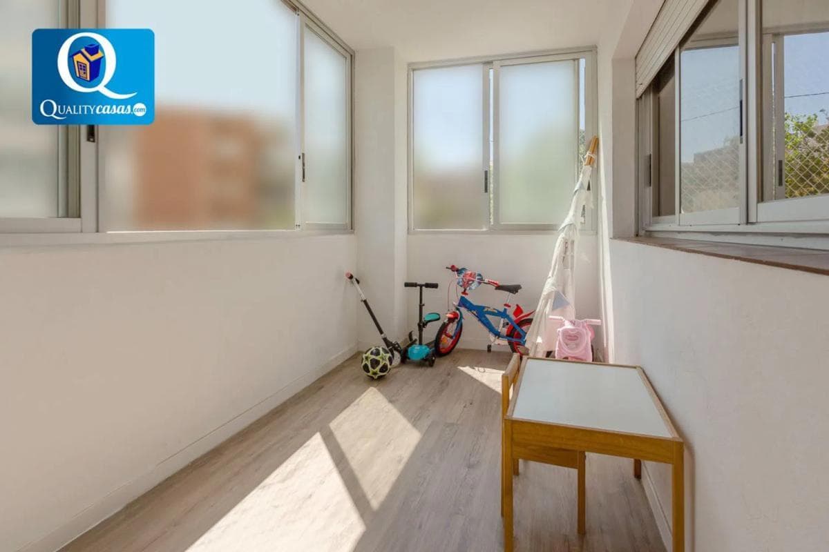 Venta de piso en Barrio Playa de San Juan, Alicante / Alacant
photo 3