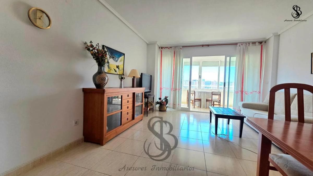 Venta de piso en Avenida Oviedo, Alicante / Alacant
photo 2