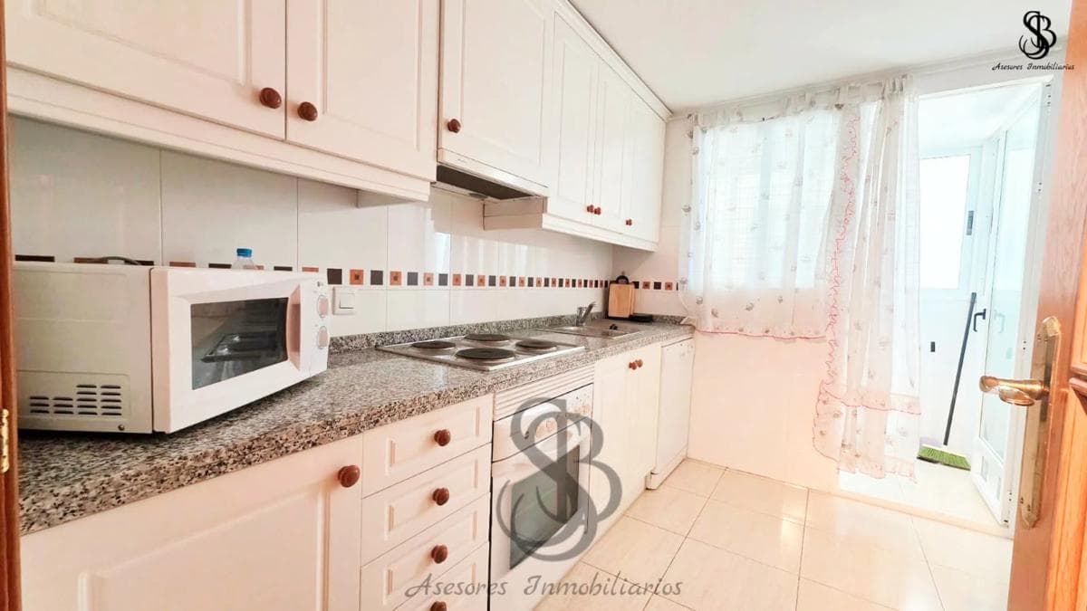 Venta de piso en Avenida Oviedo, Alicante / Alacant
photo 5
