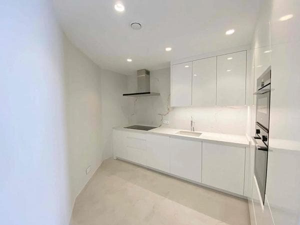 Duplex en venta en Playa de Poniente, Benidorm thumbnail 1